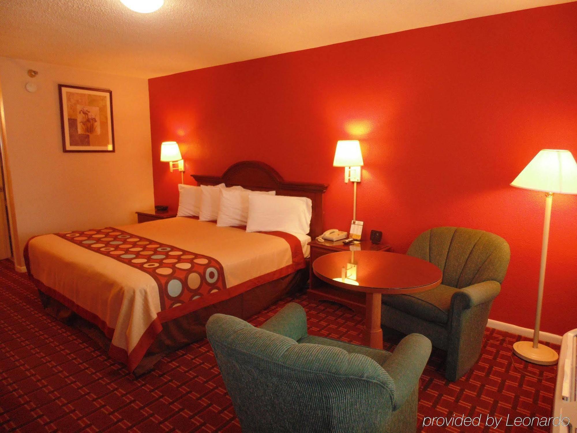 Days Inn By Wyndham College Station University Drive Buitenkant foto
