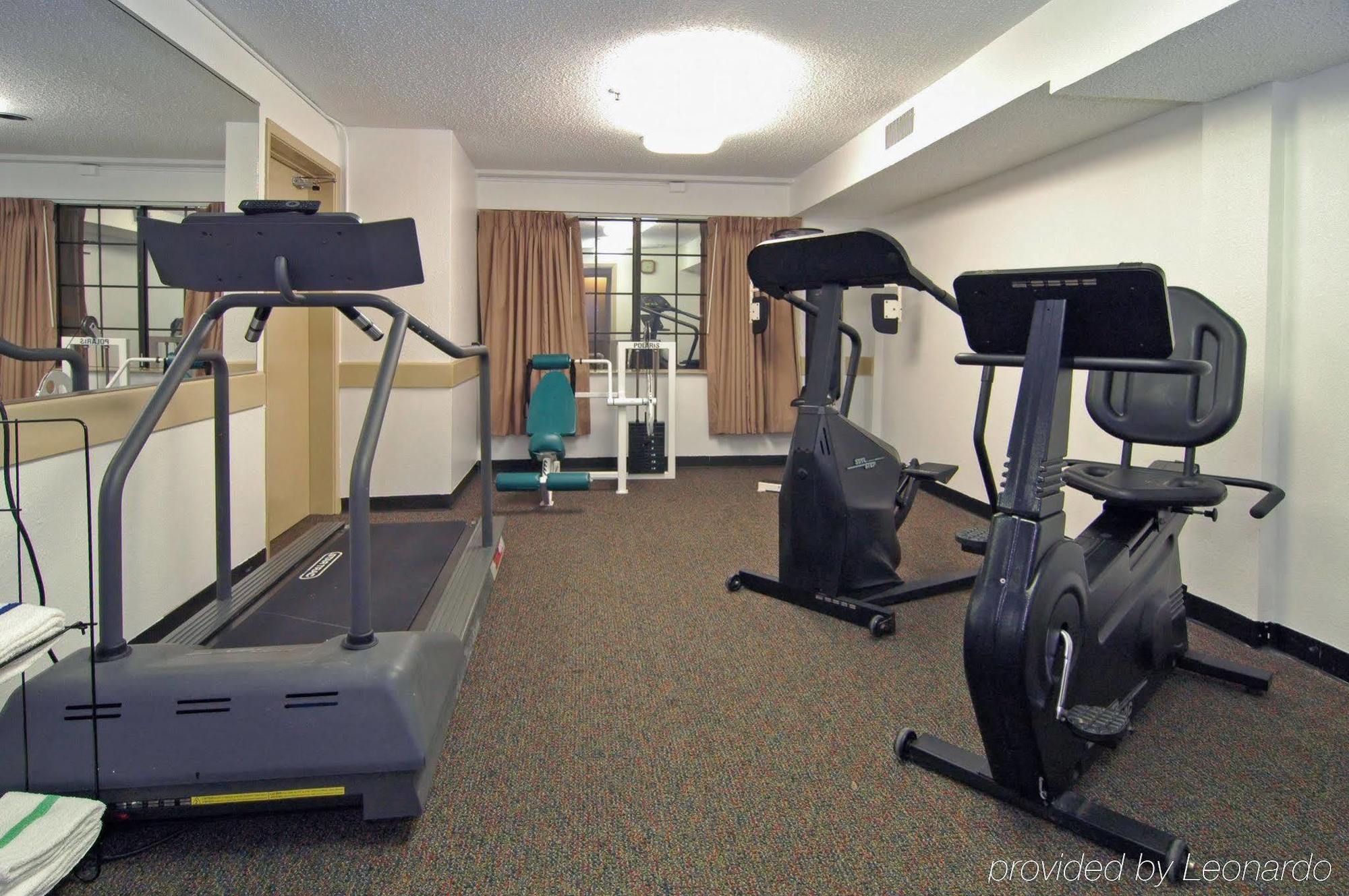 Days Inn By Wyndham College Station University Drive Buitenkant foto
