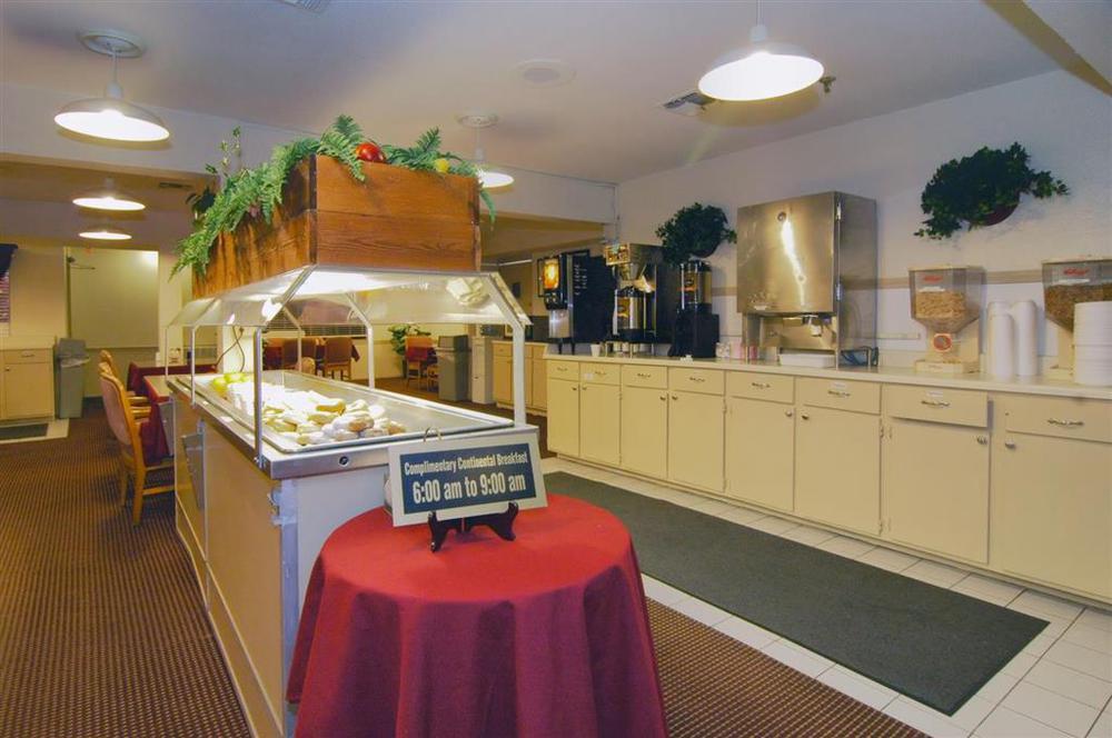 Days Inn By Wyndham College Station University Drive Restaurant foto