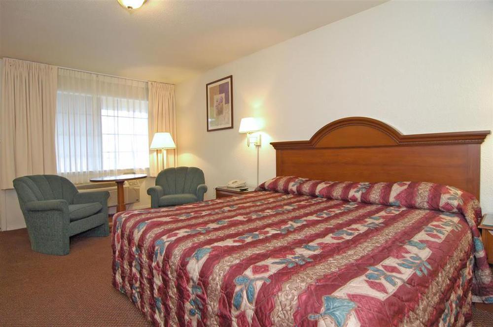 Days Inn By Wyndham College Station University Drive Kamer foto